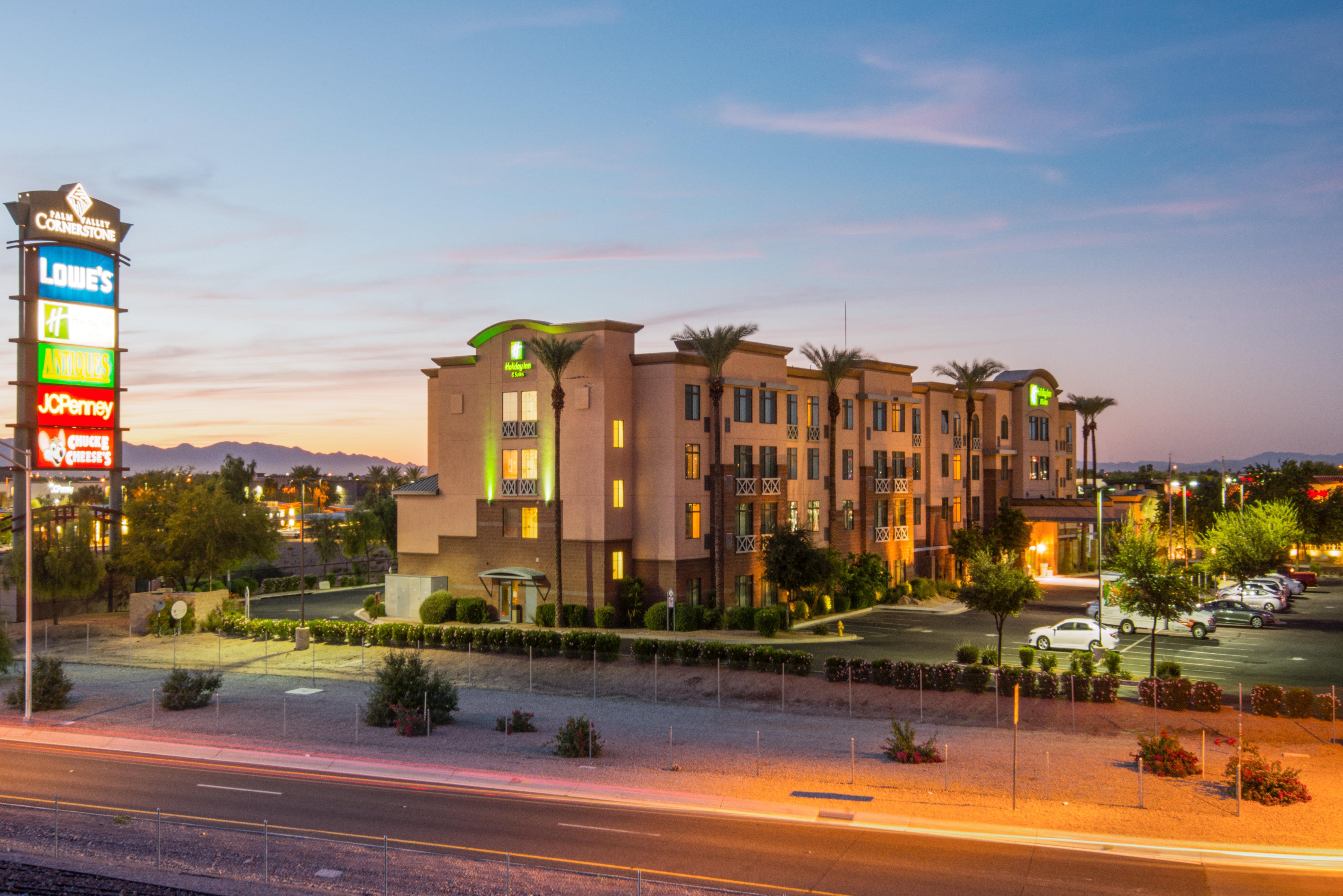 Holiday Inn & Suites Goodyear - West Phoenix Area By Ihg Esterno foto
